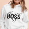 Stílusos női póló, "just a girl BOSS" felirattal, trendi és kényelmes viselet.