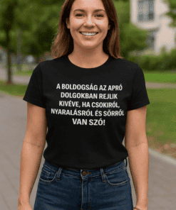 Színes szöveg nélküli női póló, minden napsütéses szívet felmelegítő stílussal.