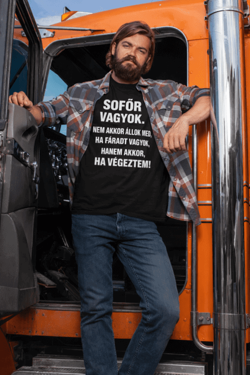 1. Szolgálati ruha, nehéz járművezető, truck driver, munkahelyi viselet.