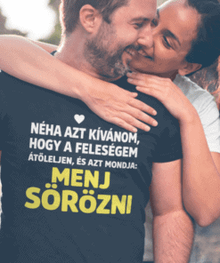 Kézbeszöveg a boldog párról, akik szeretettel ölelik egymást.