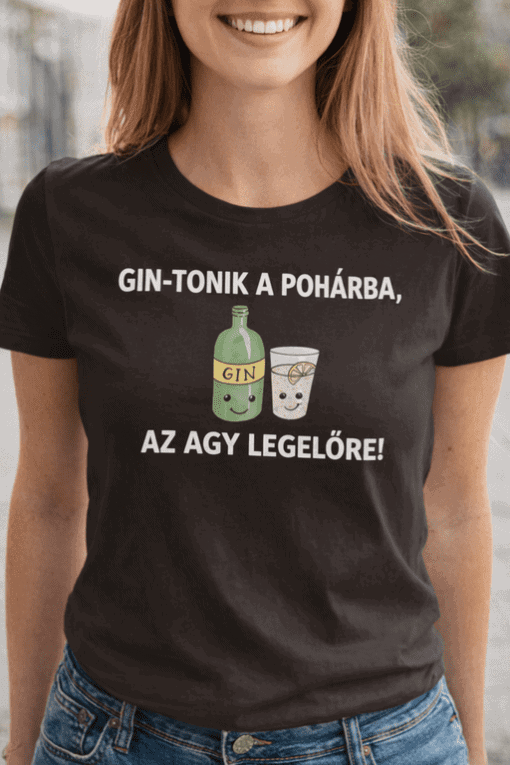 Színes grafika gin ital és pohár, barátságos arccal, humoros felirat, trendi street style megjelenés, divatos nő, szórakoztató italművészet.