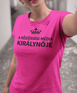 Közösségi média királynő póló, női divat, trendi felső, szociális média rajongó, egyedi felirat.