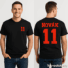 11-es számú magyar futball mez, játékosnév Novák, sportos és stílusos megjelenés.