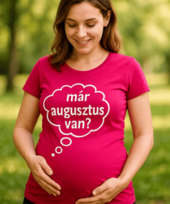 Szülőnő várandós nő, aki a hasát simogatja, a tavaszi parkban, nyugodt és boldog hangulatban.