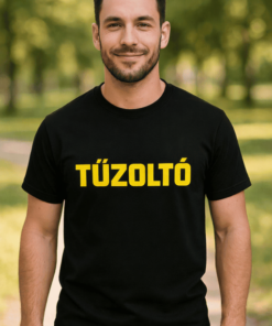 Tűzoltó feliratú fekete póló, figyelemfelkeltő ruházat tűzoltók számára.