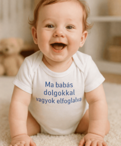 Vicces baba body babás dolgokkal elfoglalva