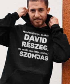 Vicces kapucnis pulóver részeg egyedi névvel