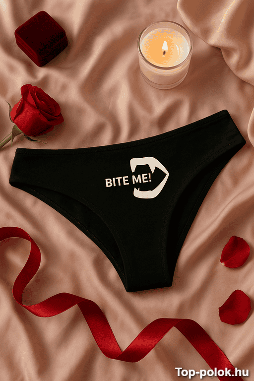 BIZTONSÁGOS SZEXI FÉRFI alsónadrág, "BITE ME!" felirattal, romantikus hangulatban.