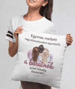 Vicces párna barátnők szíve összetart