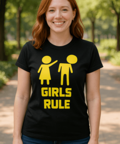Női póló "Girls Rule" felirattal, divatos és kényelmes viselet.