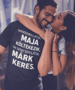 Vicces póló költekezik és keres egyedi névvel